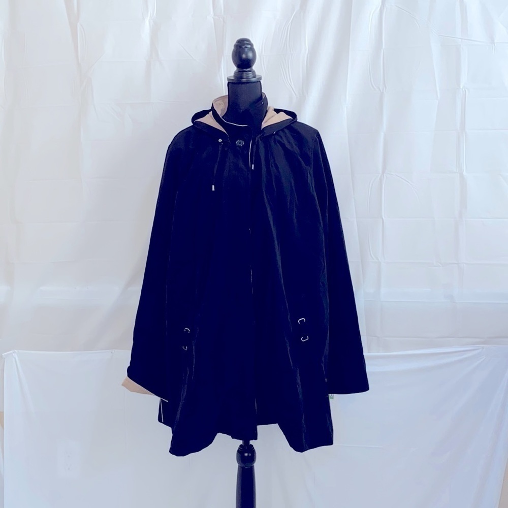 KC Collections Lightweight Coat with Hoodie Size XL